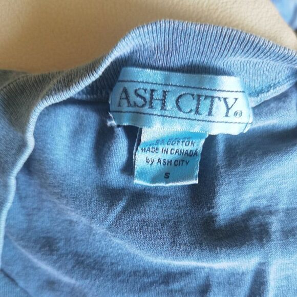 Vintage 1/4 button soft Cotton Crewneck Shirt Ranch embroidery Logo Worn Faded - Picture 8 of 8